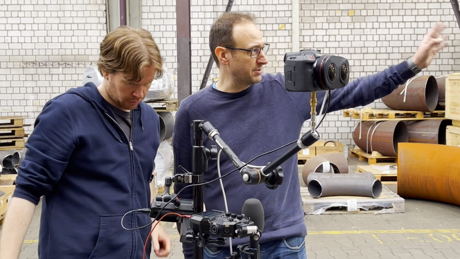Kollegen Thomas und Jaime neben dem Canon-VR-Stereo-Rig