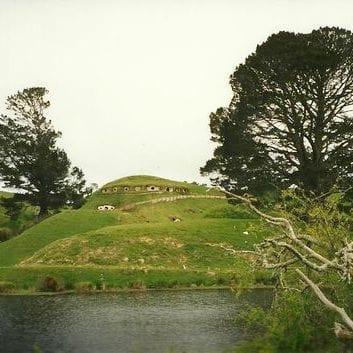 Hobbiton-Filmkulisse ohne Baum – Neuseeland 2001, Drehort Herr der Ringe